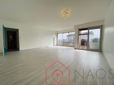 nese gilloux - naos immobilier