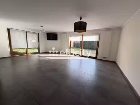 maison 6 pièces - 160 m²