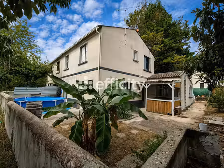 maison 6 pièces - 93 m²