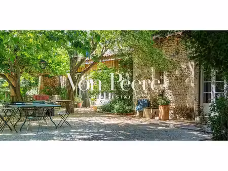 propriété avec piscine maussane-les-alpilles (13)