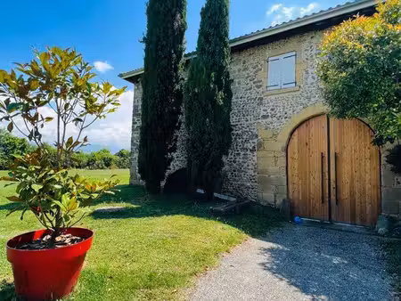 magnifique mas en pierre de 370 m² au calme absolu – potentiel de 800 m² sur 6 800 m² de t