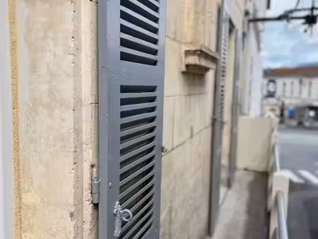 exceptionnel appartement centre-ville ruelle sur touvre rénové à neuf |