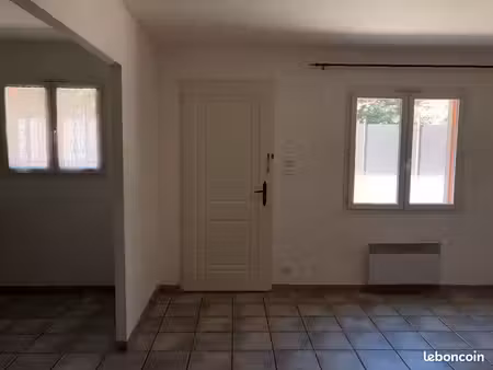 appartement duplex avec cour privée