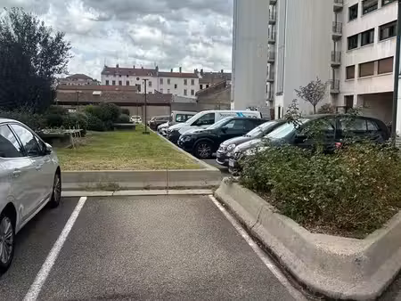 location place de parking
