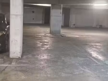 place de parking sous sol