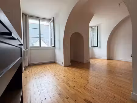appartement t3/4 en duplex avec garage