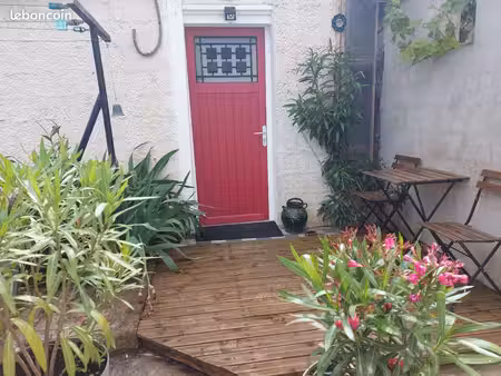 loue studio meublé