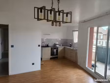 loue beau t3 de 72m2 centre ville de lens