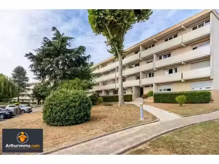 f4 en dernier etage