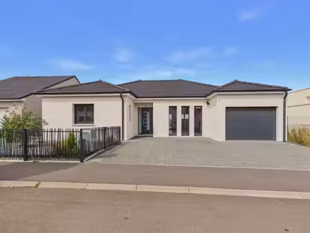 magnifique maison plain-pied construite en 2022