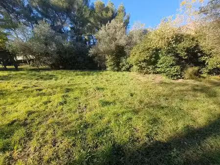 vente terrain 553 m² à nimes (30000)  183 400 €