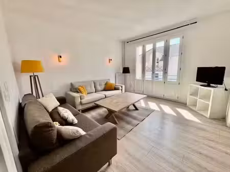 location appartement 3 pièces 86 m² à troyes (10000)