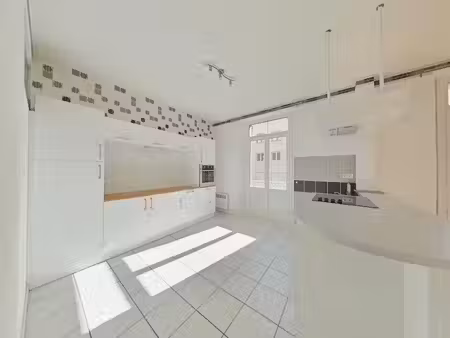 location appartement 3 pièces 74.43 m² à bourg-de-péage (26300)  700 €