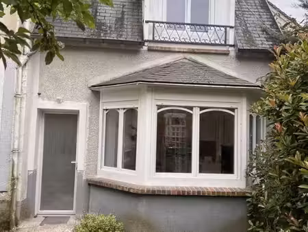 fontainebleau - rue st merry