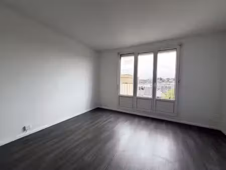 a louer le mans funay appartement de type 3 avec cave et par