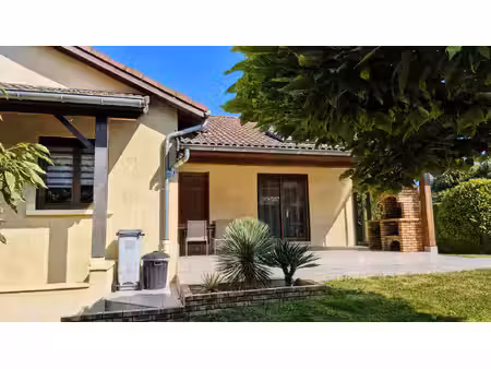 maison amberieu en bugey 5 pièce(s) 105 m2