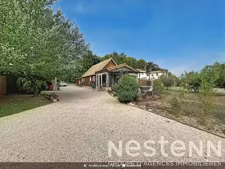 maison indépendante atypique à ossature bois ? garage de 48 m² avec potentiel d'aménagemen