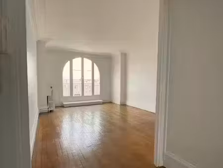 location appartement 2 pièces 42 m² à paris 16ème (75016)  1 350 €