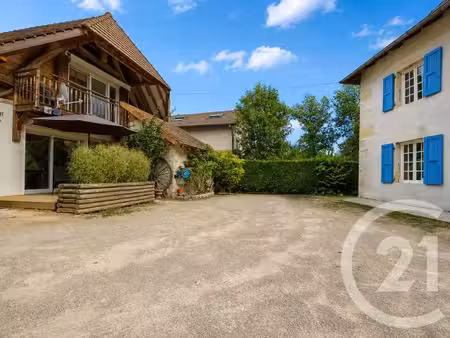 maison à vendre - 7 pièces - 228 27 m2 - groslee st benoit - 01 - rhone-alpes