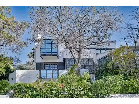 superbe maison d'architecte aux beaux volumes à montpellier