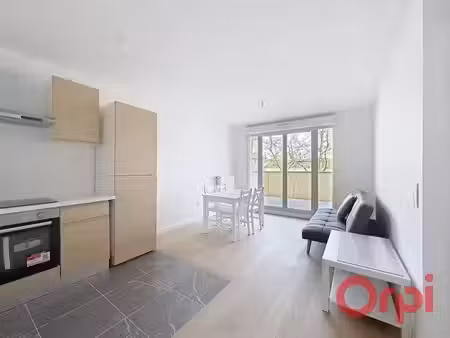 location meublée appartement 2 pièces 40.5 m² à le plessis-robinson (92350)  1 150 €