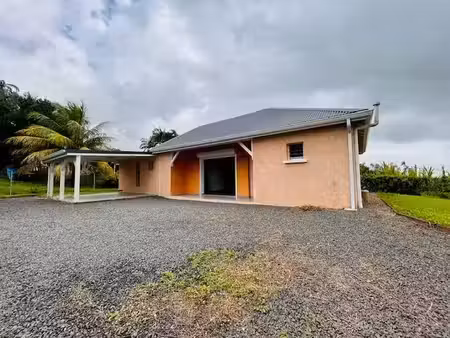 location maison 3 pièces 84 m² à petit-bourg (97170)