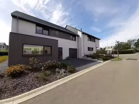 maison neuve idéal pour familles dans un quartier agréable