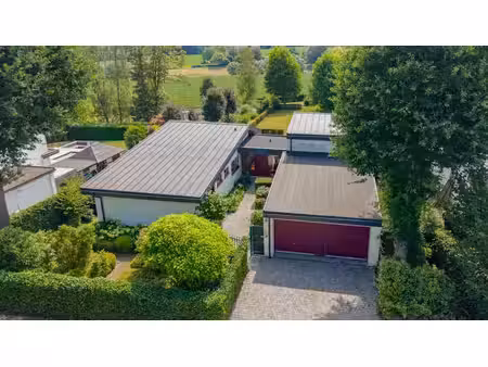 charmante villa sur 22 ares avec vue dégagée