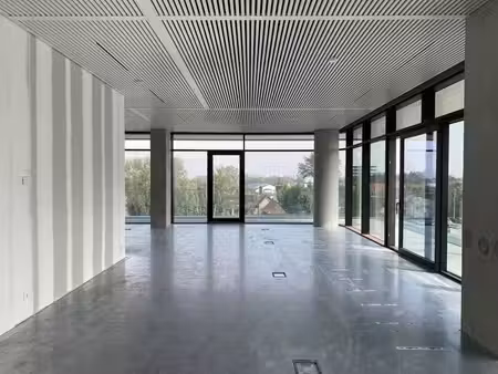 bureau récemment construit d'environ 278 04 m² dans la tour