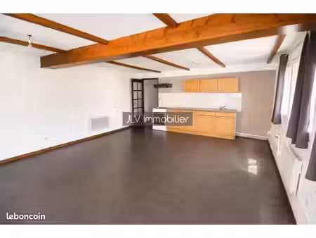 immeuble 8 pièces 200 m²