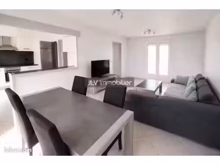 maison 7 pièces 105 m²