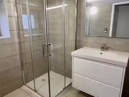 location maison à gurunhuel (22390) : à louer / 60m² gurunhuel