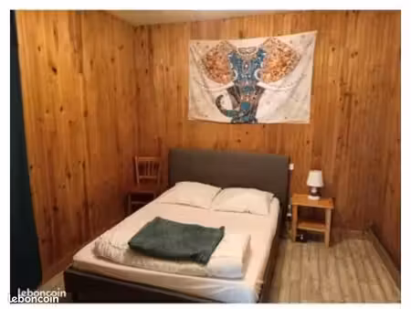 chambre meublée