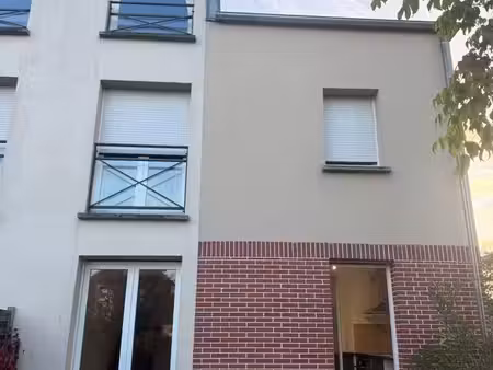 maison à louer f3 avec jardin et places de parking