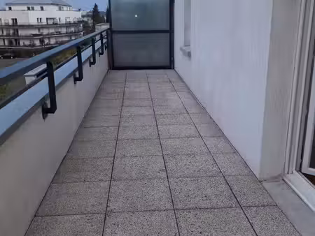 appartement t2 vue dégagée avec parking