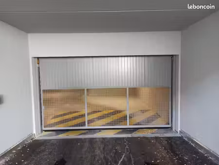 garage/box