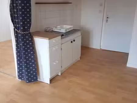 location appartement 2 pièces à vitré villaudin- le val (35500) : à louer 2 pièces / 27m² 