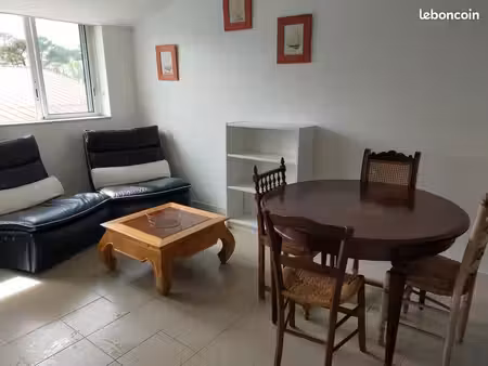 appartement t1 meublé  eau et électricité comprises  à l'année