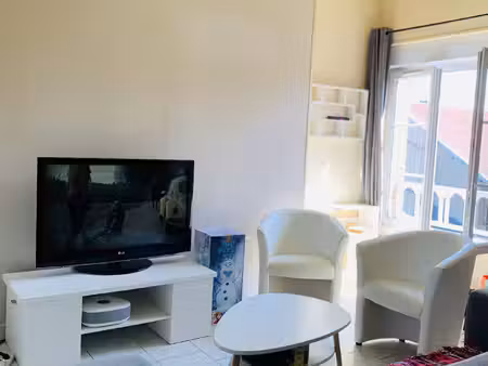 lisieux. proche de l'école ifsi et hôpital à louer duplex id