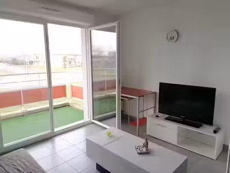location appartement 2 pièces 41.57 m² à ambès (33810)  622 €