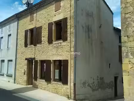 vente maison 5 pièces 82 m² à villefranche-du-périgord (24550)  77 000 €