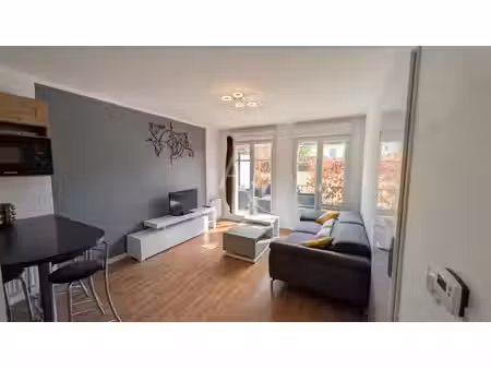 appartement 2 pièces 38m2 à louer : votre nouveau nid douillet meublé !