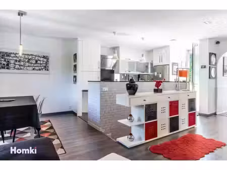 appartement t3 de 84 m² avec grande terrasse