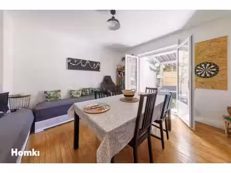 à vendre – maison familiale de 125 m² avec jardin de 686 m²– aubière