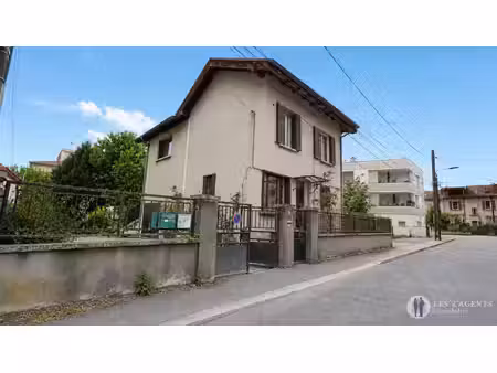 maison 125 m² avec garage de 25 m² sur terrain de 524 m²