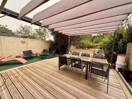 vente d'une maison t4 (92 m²) à saint maximin + garage