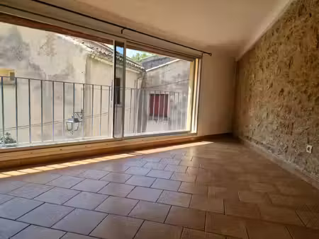 vente appartement 3 pièces 64 m2 à lambesc