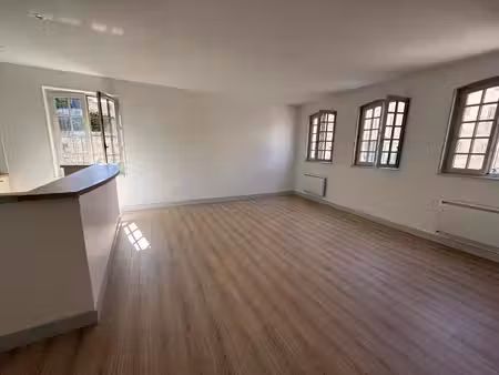 à vendre – appartement t3 d’environ 64 m² – quartier saint-pierre