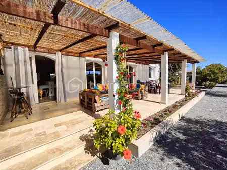 villa de 163 m² à argeliers