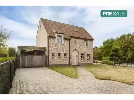 prachtige villa in landelijke omgeving te koop in avelgem